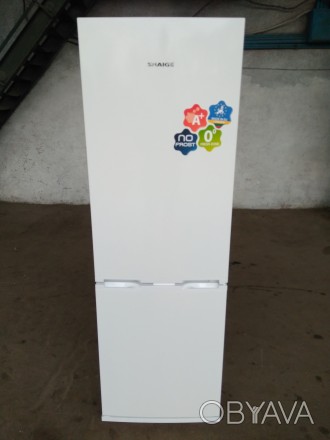 Тип холодильник с морозильником Расположение свободностоящий Тип управления элек. . фото 1