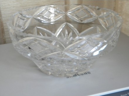 В связи с ненадобностью распродаю наследство: вазы хрустальные в количестве 2 шт. . фото 7
