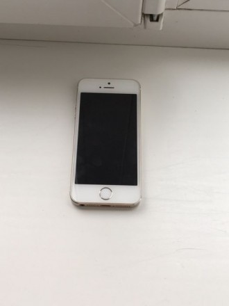 Смартфон в хорошем состоянии. Покупался в фирменном Apple Store в Париже! Экран . . фото 2