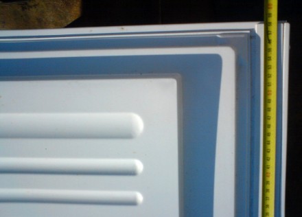 две дверки до холодильника Liebherr б/у, h100х58 и h75х58, есть вмятины, царапин. . фото 6