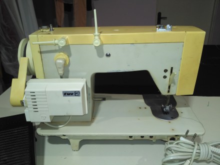 Немецкая швейная машинка Veritas 8014/29 в отличном состоянии. Полностью обслуже. . фото 4
