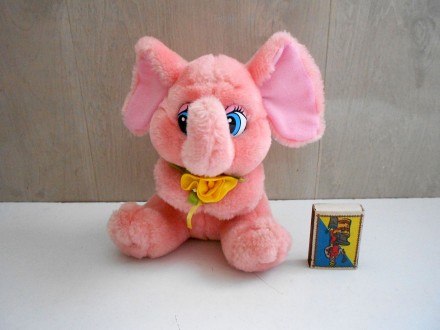 Мягкая игрушка розовый слоник с желтым цветком Lulu Toys
Высота 18 см. . фото 2