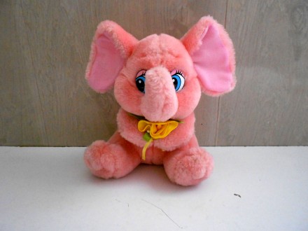 Мягкая игрушка розовый слоник с желтым цветком Lulu Toys
Высота 18 см. . фото 6