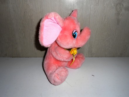 Мягкая игрушка розовый слоник с желтым цветком Lulu Toys
Высота 18 см. . фото 5