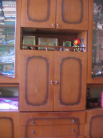 стенка мебельная 4-5 части. 2 шкафа.ящики, полки, перекладины для одежды,стекло,. . фото 3