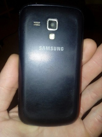 SAMSUNG GT-S7562 Телефон в нормальном рабочем состоянии,немного поцарапаный по б. . фото 3