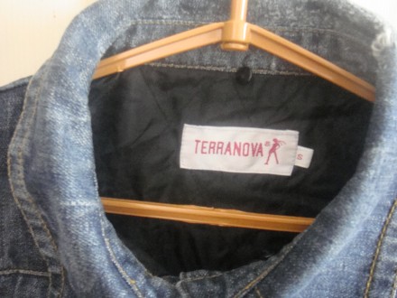 Новая джинсовая куртка Terranova размер 42
Замеры:
Длина куртки 60 см
Ширина . . фото 6