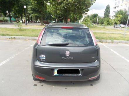 Продам Fiat Punto Evo 77л.с. Расход: 7,2 (город), 6,0 (трасса)/ 100 км. Роботизи. . фото 10