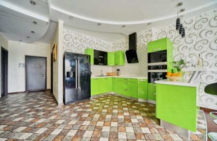 Предлагается в аренду просторная светлая трехкомнатная квартира в Аркадии в ЖК П. Приморский. фото 3
