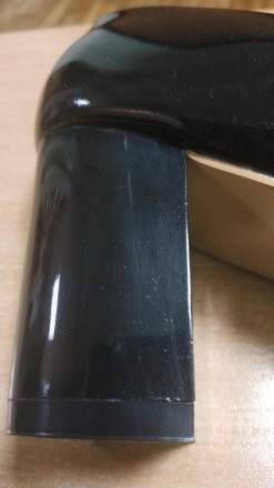 Материал экологическая кожа
Размер 38-24,5 см Продаются со скидкой, на каблуке м. . фото 10