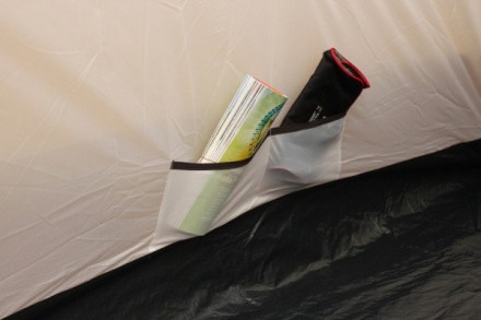 Кемпинговая 4-ох местная палатка для длительного отдыха, с разделяемым спальным . . фото 6