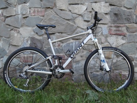 Горный велосипед с двумя амортизаторами GIant ANTHEM X 4.0 Maestro подвес .рама . . фото 4