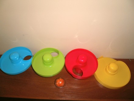 Розвиваюча іграшка "Гірка-спіраль", Помістіть кульку на верхню чашу і спостеріга. . фото 5
