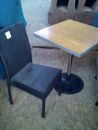 Продаються стільці б/у із штучного ротангу Jutlandia для кафе, кав 'ярні зі скла. . фото 4