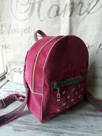 Велюровый бархатный стёганый рюкзак , Hand Made, имеет накладной карман расшитый. . фото 5