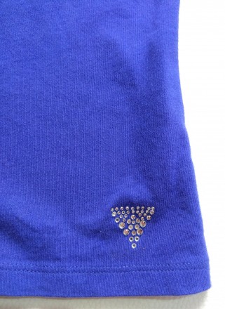 Синяя стильная майка с оборками от американского бренда Guess в размере 8(128).
. . фото 5