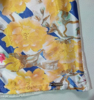 Красивая блуза с цветами от итальянского бренда Sarah Chole для девочки в размер. . фото 6