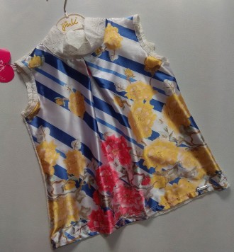 Красивая блуза с цветами от итальянского бренда Sarah Chole для девочки в размер. . фото 2