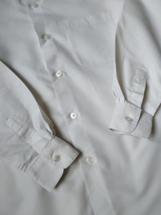 Рубашка Benodu белая на мальчика подростка
в идеальном состоянии
Размер 34 на . . фото 6