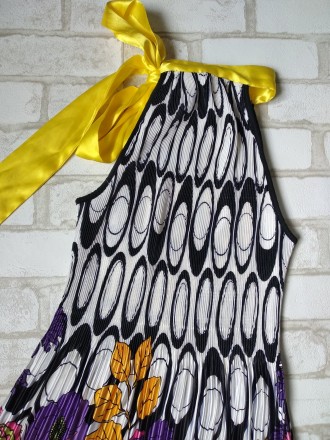 Летнее платье Neoma на девочку плиссе с цветами
в идеальном состоянии
Размер 8. . фото 8