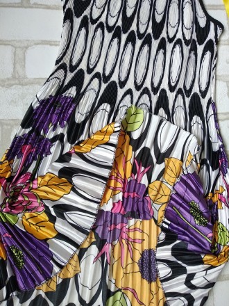 Летнее платье Neoma на девочку плиссе с цветами
в идеальном состоянии
Размер 8. . фото 5