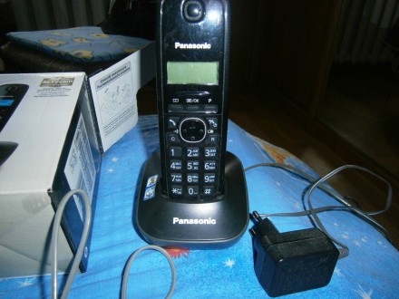 Цифровой безпроводной телефон Panasonic KX-TG1611UA новый. . фото 2