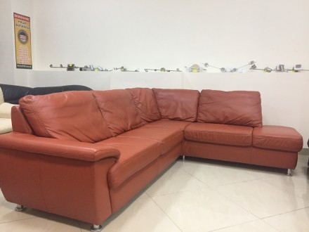 Кожаный угловой диван "Redford" терракотового цвета, в превосходном состоянии. М. . фото 8