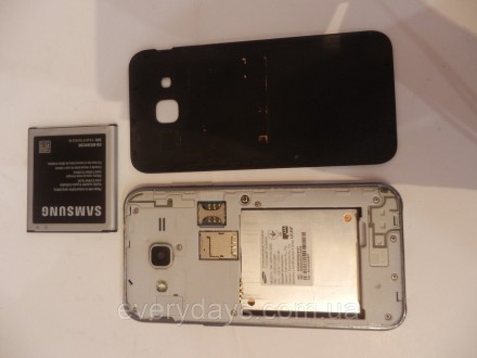 
Смартфон б/у Samsung Galaxy J2 J200H/DS Gold №5701 на запчасти
- в ремонте был . . фото 8