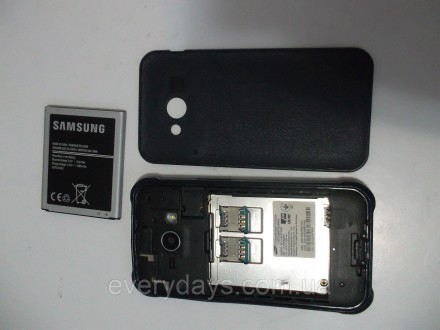 
Смартфон б/у Samsung Galaxy J1 Ace J110H Black №2144 на запчасти
- в ремонте во. . фото 8