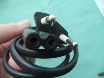 Электрический шнур для освещения лампочки в швейной машинке, длина шнура 1,8 мет. . фото 3