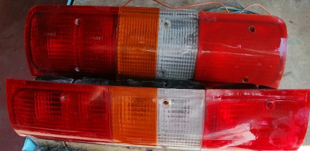 Продам комплект фонарей задних на ГАЗ 3221, в хорошем состоянии. . фото 2
