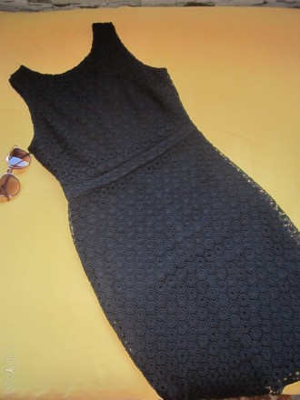 Красивое нарядное платье в узорах, F&F, р.38, Турция. Цвет - черный. Платье на п. . фото 2