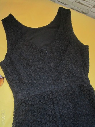Красивое нарядное платье в узорах, F&F, р.38, Турция. Цвет - черный. Платье на п. . фото 7