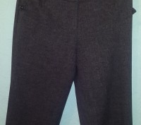 Продам классические брюки серо-коричневого цвета с добавлением нитки с "золотинк. . фото 3