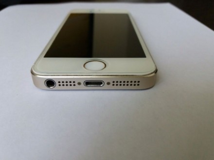 Продам iPhone 5s 16GB gold. Полный комплект (коробка, документы,зарядка, блочок). . фото 2