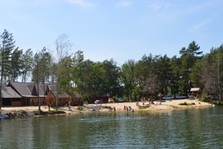 Предлагается к продаже новая база отдыха на берегу лесного озера в Овручском рай. . фото 4