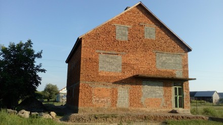 Недостроенный дом (коробка под крышей) размер 11х12, в доме: гараж, действующая . Вилок. фото 5