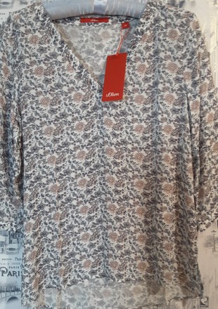 Нежная, милая блуза в цветочный принт от немецкого бренда S.Oliver выгодно впише. . фото 3