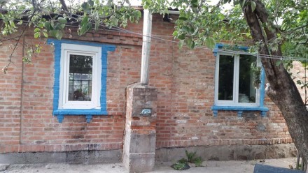 Продам 1\2 кирпичного дома по улице Краснофлотская. Состоит из двух комнат, кухн. ДНС. фото 2
