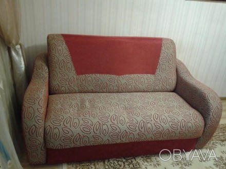 Продам диван малютку в отличном состоянии.Хорошо вписывается в маленькие площади. . фото 1