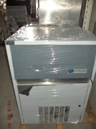 В продаже  Льдогенератор б у в  рабочем состоянии 
Склад  б\у оборудования для . . фото 3