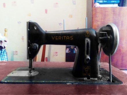 Продаю швейную машинку Veritas.. . фото 2