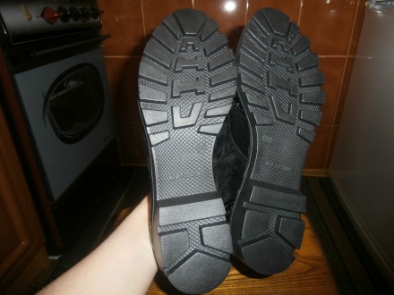 продаю новые туфли 39 размер.по стельке 25 см.брала себе-не подошёл размер.. . фото 5