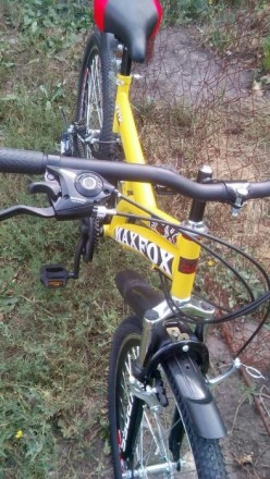 Продам новый велосипед оборудование SIMANO переключатели моноблоки каретка на пр. . фото 4