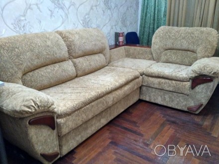 Продам диван, размеры 2.70х1,80 м, раскладывается Дополнительная информация толь. . фото 1
