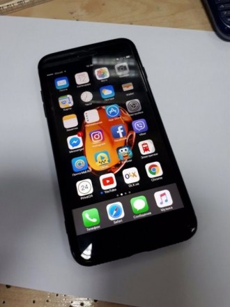 Продам свой любимый телефон Apple Iphone 7+ 128 Gb цвета чёрный глянец. Телефон . . фото 2