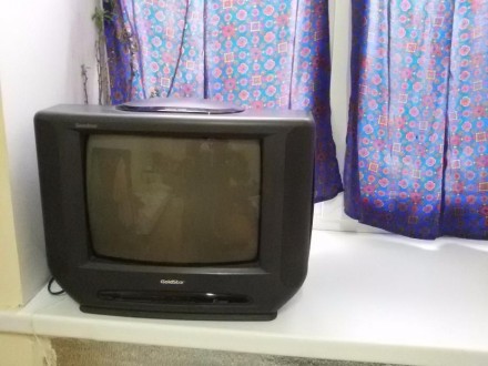 Телевизор Gold Star - не рабочий, производство Корея. Белозерский р-н С. Велетен. . фото 2