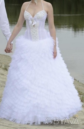 Платье в идеальном состоянии, одевалось на пару часов фотосессии. Не венчанное. . . фото 1