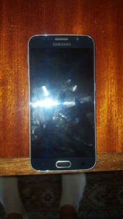 Продам Samsung s6 g 920 покупался в Украине упал разбился экран все остальное от. . фото 2