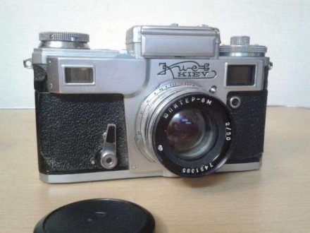 Продам фотоаппарат Киев в идеальном состоянии фотоаппарат Киев , в кожаном футля. . фото 3